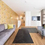 Apartment Design - Luise