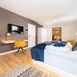 Design - Luise Apartment *